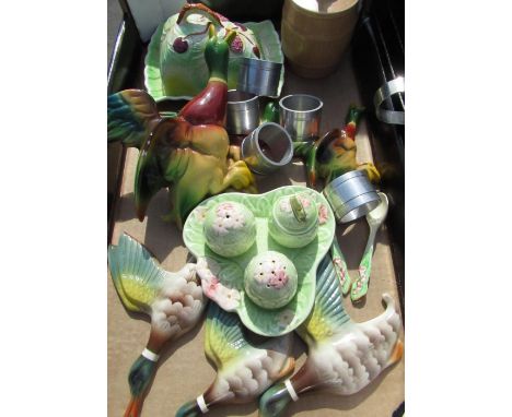 Situated set of three Parkside painted metal duck wall plaques, a set of three ceramic flying duck wall plaques, an unusual S
