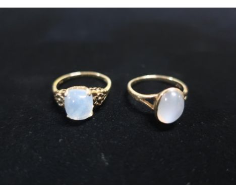 Hallmarked 9ct gold quartz ring Size M and another hallmarked ring (marks rubbed) Size M 