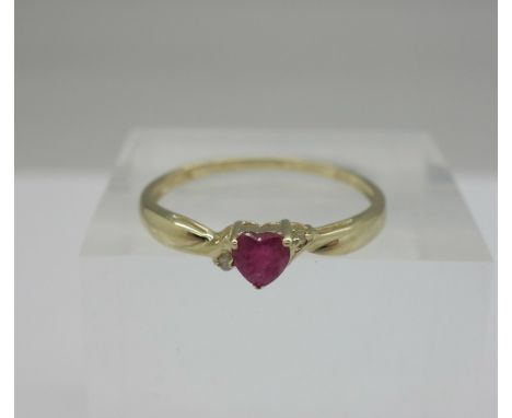 A 9ct gold, ruby and diamond ring, weight 1g, size O