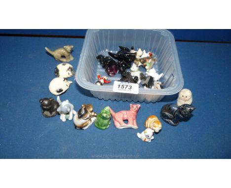 A Collection of twenty-nine ceramic and glass Miniature Cat Ornaments