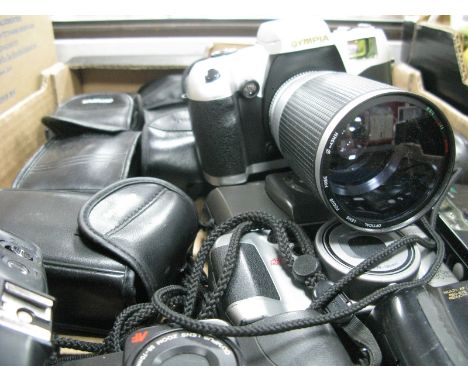 Camera's Canon EOS 100, Ricoh 330 Super, Pentax, Olympus, Minolta, Akita, Olympia, etc.