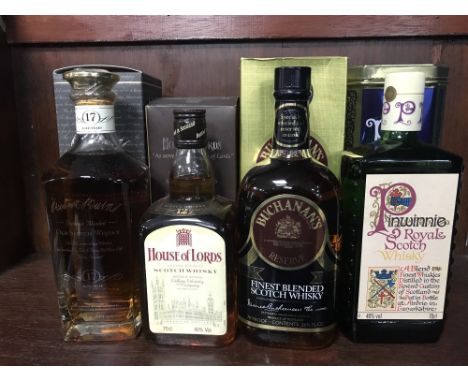PINWINNE ROYALE Blended Scotch Whisky 70cl, 40% volume, in tin. HOUSE OF LORDS 12 YEARS OLD Blended Scotch Whisky 70cl, 40% v