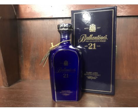 BALLANTINE'S AGED 21 YEARS Blended Scotch Whisky 70cl, 43% volume, in box.