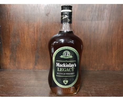 MACKINLAY'S LEGACY 12 YEARS OLD Blended Scotch Whisky 75cl, 40% volume.