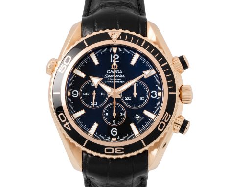OMEGA Seamaster Planet Ocean 600M XL Herrenuhr, Ref. 22263465001001. Wempe Revision 11/24. Roségold 18K. Automatik-Werk Kal. 
