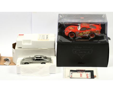 Movie related cars x 2 includes Danbury Mint James Bond 007 Aston Martin DB5, 1:24 scale. with ejector roof panel, Excellent 