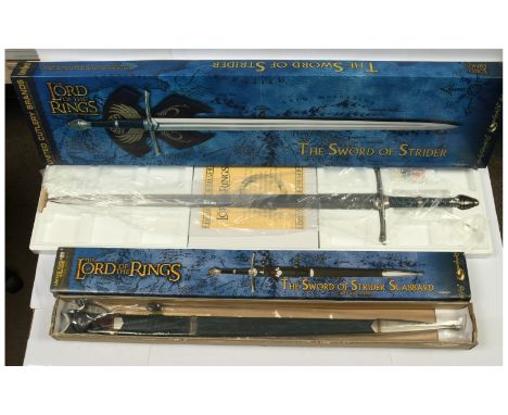 United Cutlery The Lord of the Rings The Sword of Strider replica sword, UC1299 with wooden display plaque, Excellent, within