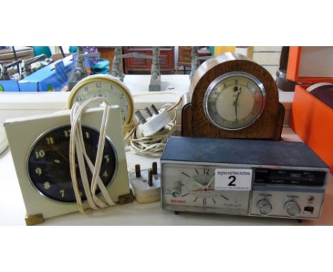 4 VINTAGE CLOCKS