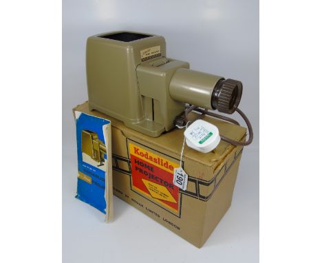 1970s VINTAGE KODASLIDE PROJECTOR BY KODAK