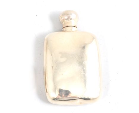 Silver vinaigrette, lacking grille, small flask and a cigarette case. (3)