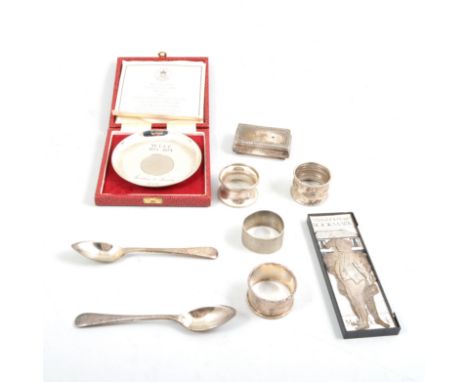 A collection of small silver items, six assorted silver napkin rings, two William IV wine labels "M" and "P" hallmarked 1836 