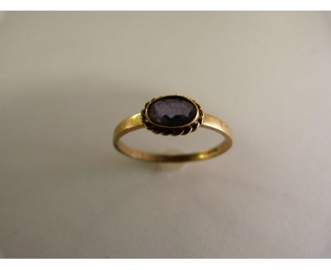 Amethyst ring set in 9ct Gold