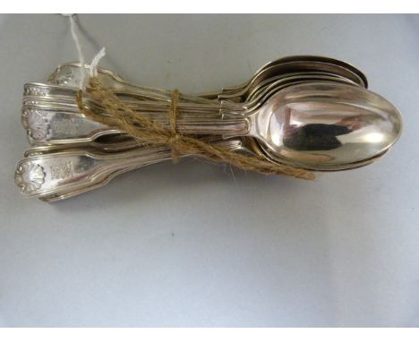 12 Silver kings pattern teaspoons by William Hutton & Sons Ltd Sheffield dated 1909. Each spoon engraved with a lions head wi