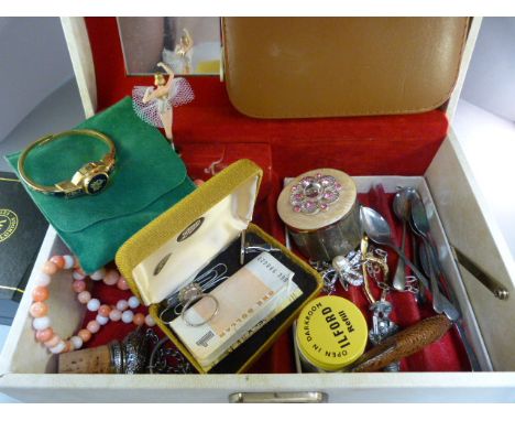 Small amount of costume jewellery, trinket pot and watches etc