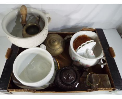 A good mixed lot to include three ceramic chamber pots, carnival glass, collector plates to include a Copeland Spode plate en