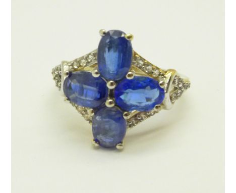 A silver gilt, kyanite and white topaz ring and certificate, 3.7g, S 