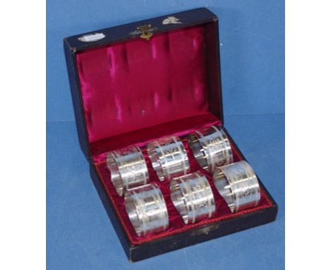 Vintage boxed set six silver plate napkin rings engraved decoration, numbered 1 through 6, 1 monogrammed.