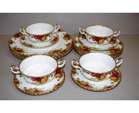 Sixteen piece Royal Albert dinner set pattern: Old country rose, comprising of 4 dinner plates, 4 entree plates, 4 soup coupe