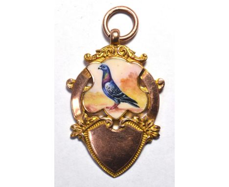 Victorian 9ct gold fob having enamelled pigeon decorated panel - vintage pigeon racing interest. Gross weight: 9.9g