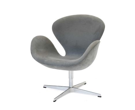 Republic of Fritz Hansen: Swan Lounge Chair, designed by Arne Jacobsen,grey suede upholstery, four star cast aluminium swivel
