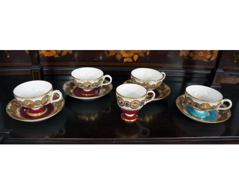 Royal Worcester cups and Saucers (1 A/F)