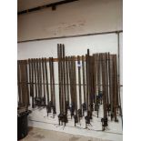 Approx. 25 sash clamps with various extensions