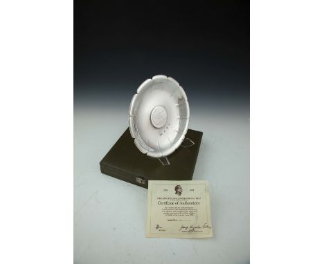 ***PLEASE NOTE: INCORRECTLY ILLUSTRATED IN CATALOGUE***A COMMEMORATIVE IRISH SILVER SALVER, Dublin 1966, makers mark of E.M a