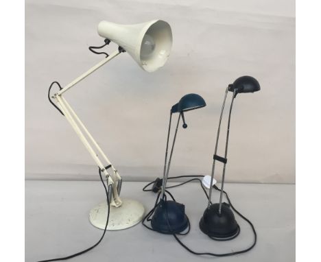 A cream Anglepoise lamp 75cm fully extended together with two telescopic desk lamps one blue, one black both 44cm fully exten