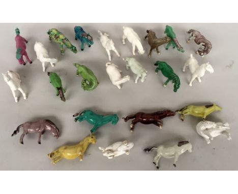 A quantity of ornamental small ceramic horses (af)