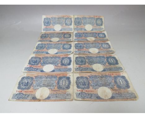 A COLLECTION OF TEN BANK OF ENGLAND K. O. PEPPIATT £1 NOTES