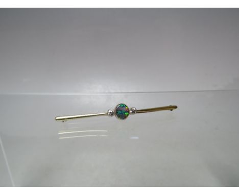 A 15CT GOLD OPAL AND DIAMOND SET BAR BROOCH, stamped 15ct, L 5.5 cm, approx 2.8 g