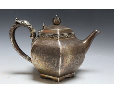 AN EARLY VICTORIAN HALLMARKED SILVER TEAPOT BY JOSEPH ANGELL I &amp; JOSEPH ANGEL II - LONDON 1847, retailed by Thomas's of B