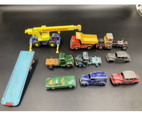 Dinky and Corgi diecast toys to include Corgi Major 4418, Corgi Articulated Trailer, corgi Bedford tractor unit, Corgi Mack T