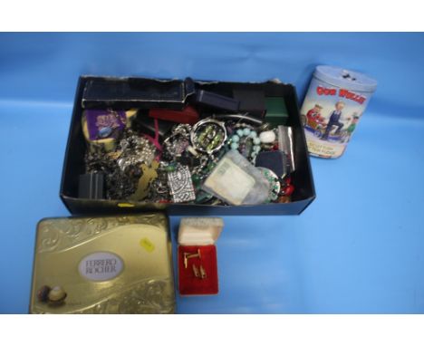 A QUANTITY OF JEWELLERY BOXES, COSTUME JEWELLERY ETC. TO INCLUDE 'OOR WULLIE' SCOTCH BUTTER FUDGE TIN