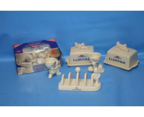 A QUANTITY OF LURPAK COLLECTABLES TO INCLUDE A TOAST RACK, BUTTER DISHES, EGG CUPS