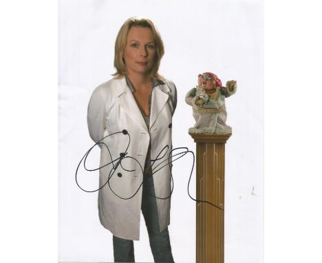 Jennifer Saunders (1958) English comedian, screenwriter, singer and actress. Saunders originally found attention in the 1980s