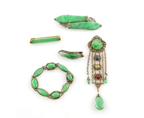 A group of mounted jadeite items, including bar brooch, mount testing as 14 ct, 5 x 1cm, another set with cabochon cut sapphi