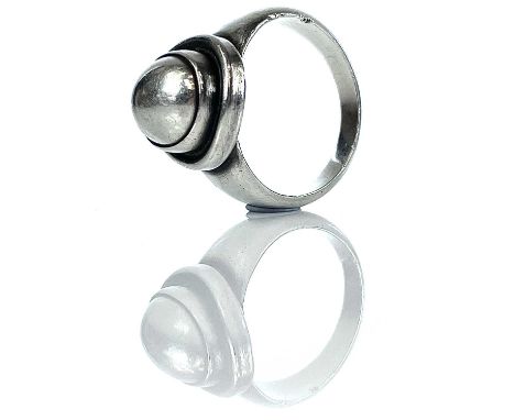 A Georg Jensen silver ring, model no.46, stamped marks, size M.