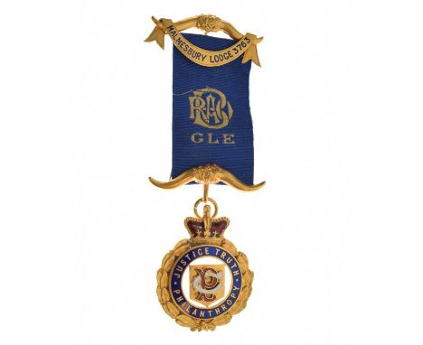 Gilt metal and enamel Buffalo's jewel for the Malmesbury Lodge 3763   Condition: 