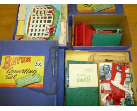 3 BOXED BAYKO SETS