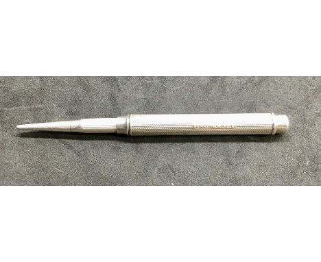 Sampson mordan solid silver retractable engine turned pencil full London silver hallmarks in good condition measures approx w