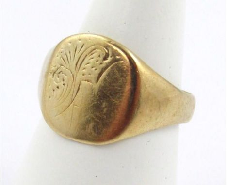 A gentleman's signet ring, the top partially etched with scrolls and flowers, size N, 3.6g.