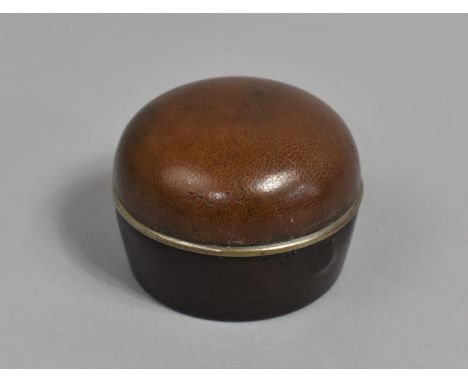 A Vintage Travelling Circular Inkwell, Inner Cover Inscribed with Fouled Anchor Motif, 7cms Diameter 