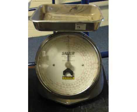 Set of two Salter coin checker scales with circular face to weight 11.5Kg.