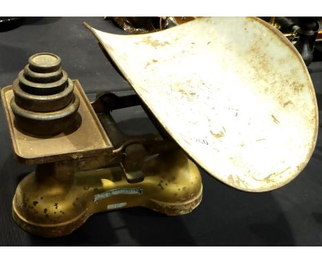 Allen &amp; Hanburys ltd early 20th century baby scale with graduated weights. Not available for in-house P&amp;P, contact Pa