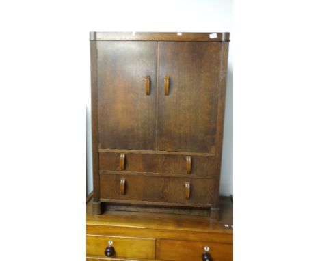 VINTAGE OAK LINEN CUPBOARD
