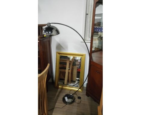 MODERN FLOOR LAMP