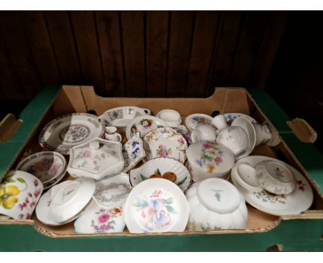 30 pieces of china including Minton, Spode, Coalport etc. 