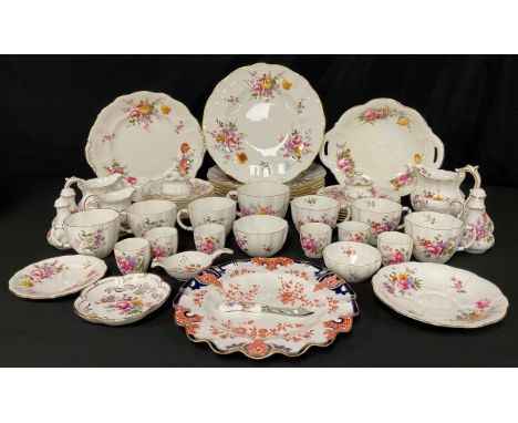 A Royal Crown Derby Posies pattern tea service comprising six teacups, six saucers, six tea plates, six dinner plates, breakf