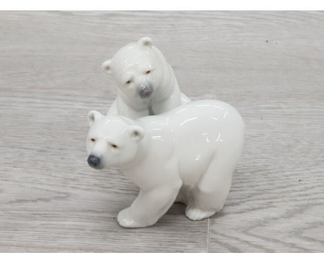 LLADRO RESTING POLAR BEAR TOGETHER WITH LLADRO ATTENTIVE POLAR BEAR